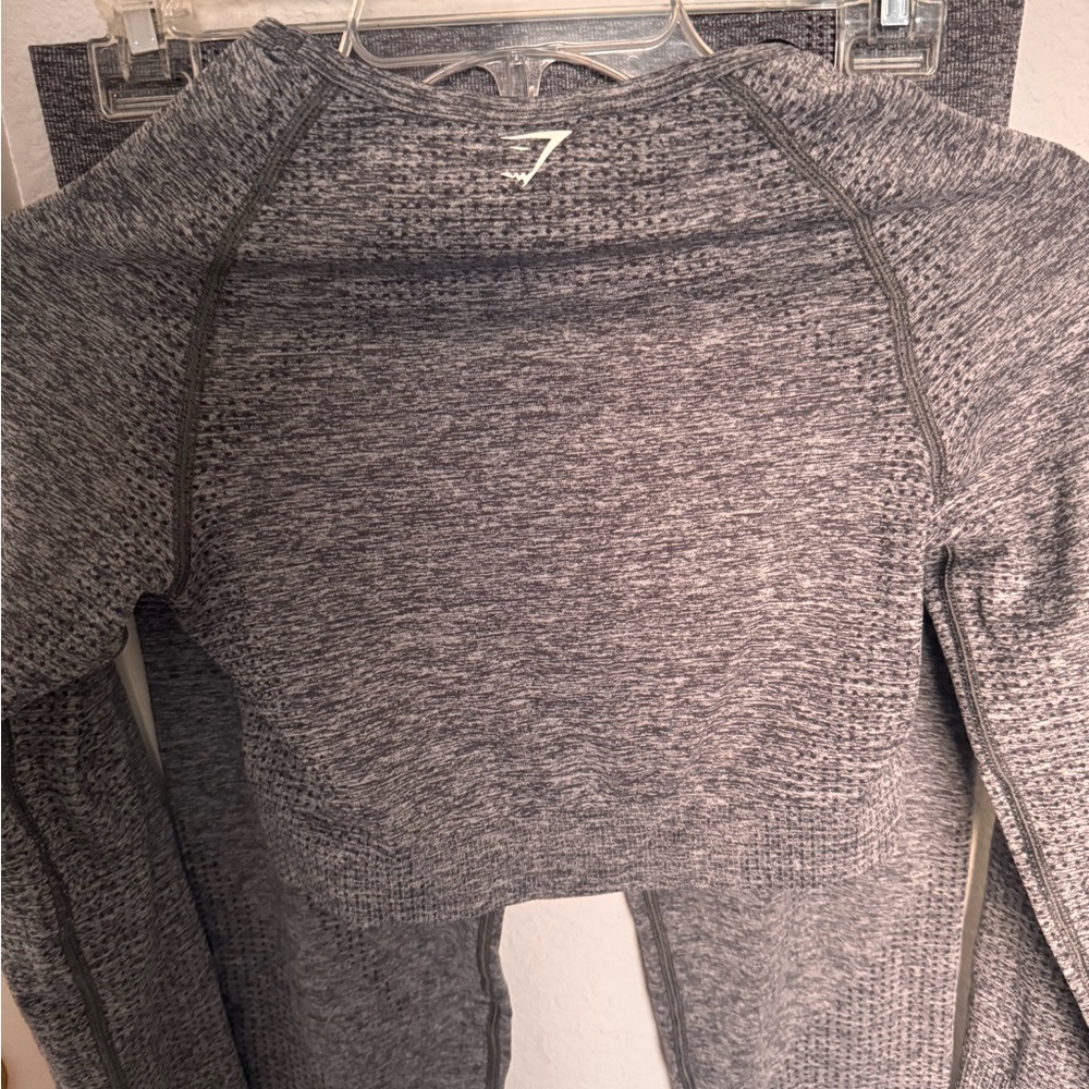 Gymshark Charcoal Seamless Top - Picture 3 of 5
